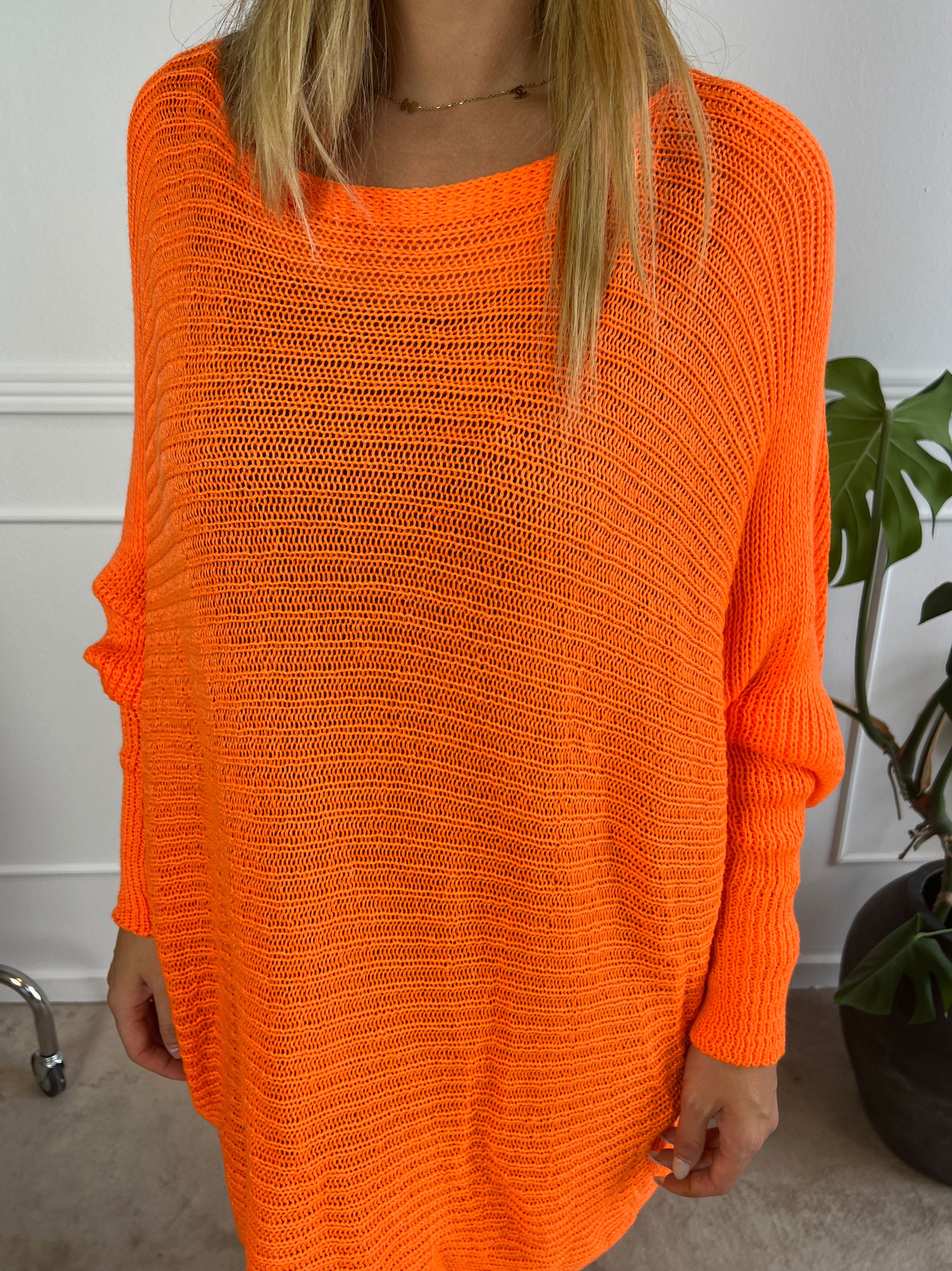 Gabbi - Oversized stickat med fladdermusärmar